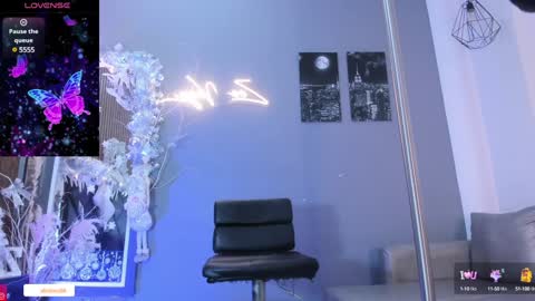 Snapshot of abril_ricci chatting on December 2024 10:38:02 AM Abril online show from December 2024 10:38:02 AM