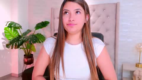 abrill_cute online show from September 2025 09:49:02 PM