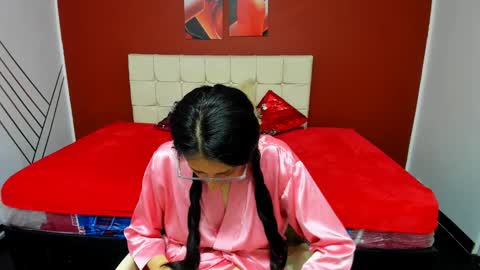 Snapshot of abrillee1 chatting on December 2024 12:45:02 AM ABRIL online show from December 2024 12:45:02 AM