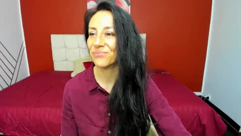 Snapshot of abrillee1 chatting on January 2025 05:51:02 AM ABRIL online show from January 2025 05:51:02 AM