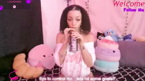 Peach online show from November 2025 04:12:02 AM