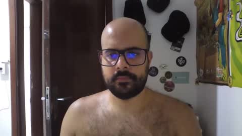 Snapshot of absinnto2016 chatting on February 2026 01:28:01 PM Luke 33 online show from February 2026 01:28:01 PM