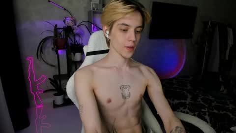 Snapshot of abslut chatting on March 2026 06:45:02 PM Nick online show from March 2026 06:45:02 PM