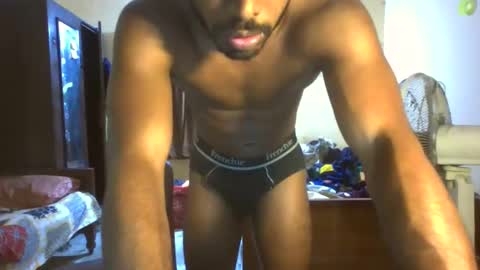 Snapshot of abusaada20 chatting on September 2025 01:27:01 PM Thefitguy online show from September 2025 01:27:01 PM