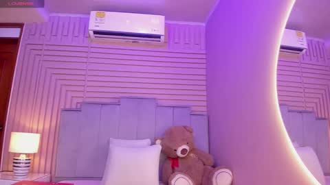 Snapshot of aby_lee_ chatting on December 2024 12:06:01 PM Aby online show from December 2024 12:06:01 PM