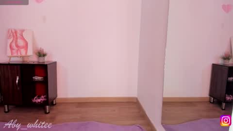 Snapshot of aby_whitee chatting on September 2025 12:08:02 PM Aby online show from September 2025 12:08:02 PM