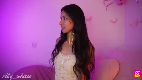 Snapshot of aby_whitee chatting on November 2025 05:53:01 AM Aby online show from November 2025 05:53:01 AM