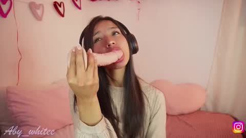   Aby   online show from February 2026 05:15:01 AM