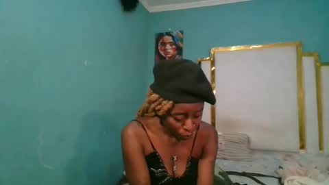 Snapshot of acadiah chatting on October 2025 02:30:01 AM Cadih online show from October 2025 02:30:01 AM