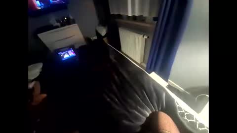 Snapshot of acer232158552 chatting on November 2025 08:44:01 PM Playboy bleck online show from November 2025 08:44:01 PM