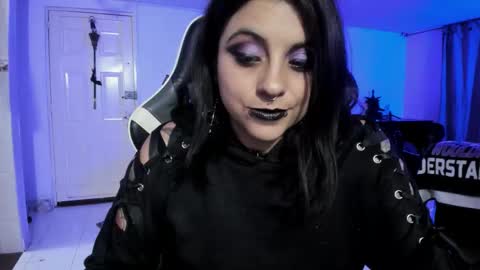 Alice online show from September 2025 03:43:01 AM