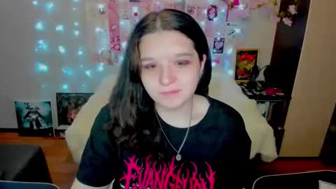 Kate online show from May 2026 11:42:01 PM