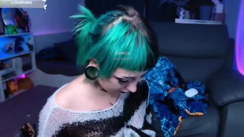Snapshot of aciddroll chatting on December 2024 12:01:02 AM Acid or Iya vacation November 19 to November 26 online show from December 2024 12:01:02 AM