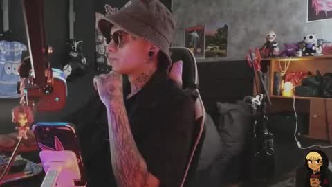 Acid Milo online show from January 2026 03:49:02 PM