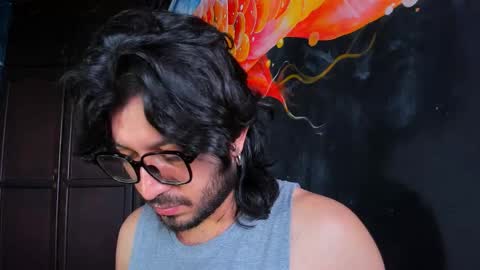 R. online show from November 2025 12:47:01 PM