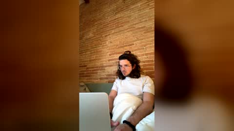 acroberts88 online show from February 2026 09:19:02 AM