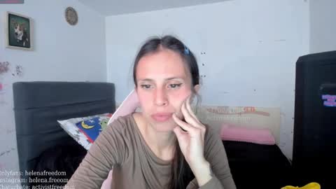 Helena online show from February 2025 04:58:02 PM