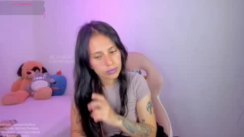 Helena online show from October 2025 03:58:02 PM