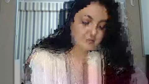 Snapshot of ada_rain chatting on April 2026 04:46:02 PM Ada online show from April 2026 04:46:02 PM