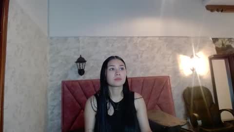 Snapshot of adaira31 chatting on November 2025 03:45:02 PM Adaira online show from November 2025 03:45:02 PM