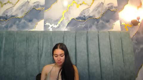 Adaira online show from December 2025 05:03:02 AM