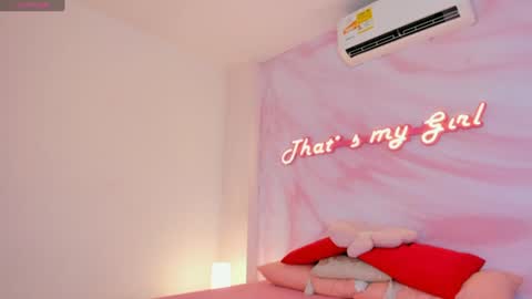 Adalyn Cute online show from July 2026 11:47:01 AM