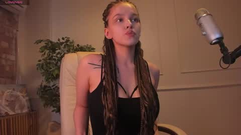 Adalyn online show from May 2026 11:07:02 AM