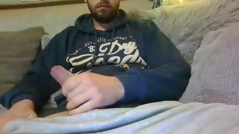 adam0910 online show from January 2025 12:19:02 AM