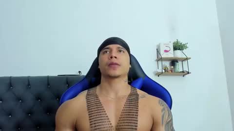 Snapshot of adam_boss chatting on December 2025 08:21:01 AM adam boss online show from December 2025 08:21:01 AM