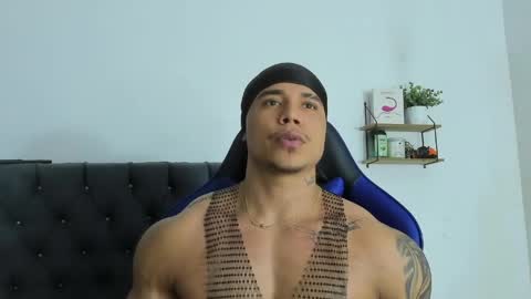 adam boss online show from May 2026 09:53:02 PM