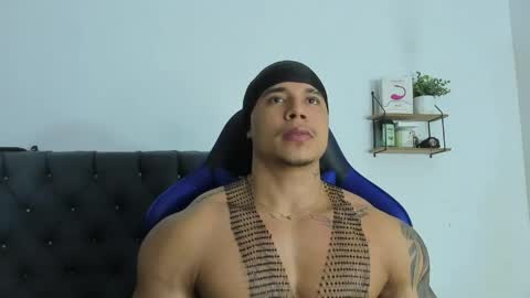 adam boss online show from May 2026 08:44:02 AM
