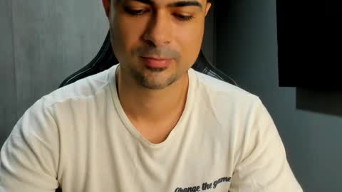 adam clarke online show from March 2026 01:23:01 AM