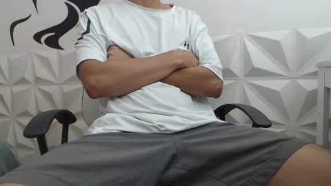 Snapshot of adam_evehotroom chatting on January 2025 01:37:02 AM adam_evehotroom online show from January 2025 01:37:02 AM