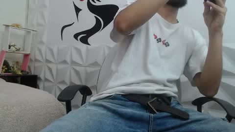 Snapshot of adam_evehotroom chatting on February 2025 08:10:01 PM adam_evehotroom online show from February 2025 08:10:01 PM