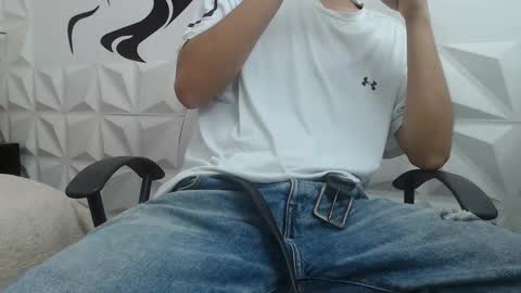 Snapshot of adam_evehotroom chatting on February 2025 11:42:01 PM adam_evehotroom online show from February 2025 11:42:01 PM