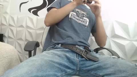 Snapshot of adam_evehotroom chatting on February 2025 08:00:01 PM adam_evehotroom online show from February 2025 08:00:01 PM