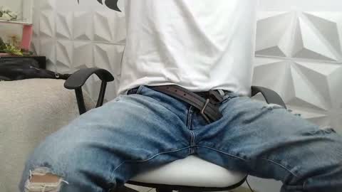 Snapshot of adam_evehotroom chatting on February 2025 11:43:01 PM adam_evehotroom online show from February 2025 11:43:01 PM