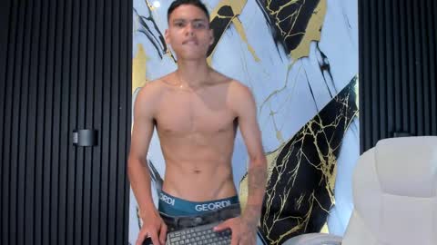 Snapshot of adam_piarse chatting on March 2025 02:19:02 AM adam_piarse online show from March 2025 02:19:02 AM