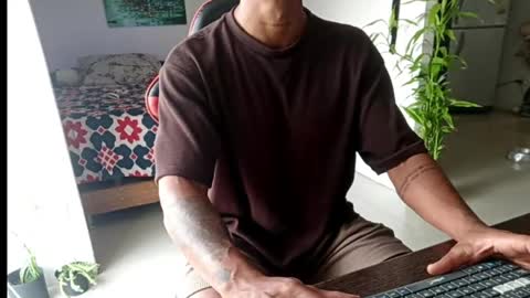 Adam Valencia online show from June 2026 03:45:02 PM