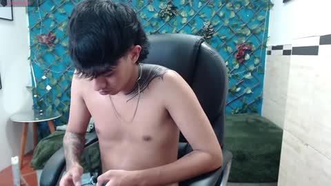 Adam online show from January 2025 10:44:01 PM