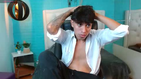 Adam online show from May 2026 09:44:02 PM
