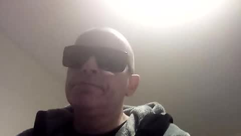 adamjhill62 online show from November 2025 09:30:02 PM