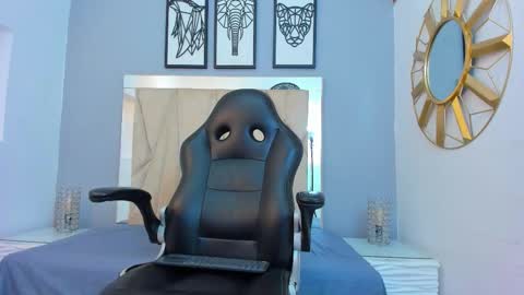 Snapshot of adams_bobby chatting on November 2025 11:27:01 AM Adams Bobby online show from November 2025 11:27:01 AM