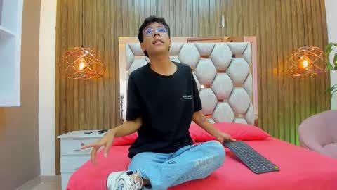 Adams Bobby online show from January 2026 11:36:02 AM