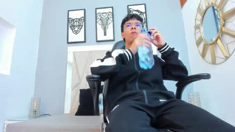 Adams Bobby online show from April 2026 10:57:02 AM
