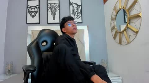 Adams Bobby online show from May 2026 11:15:02 AM