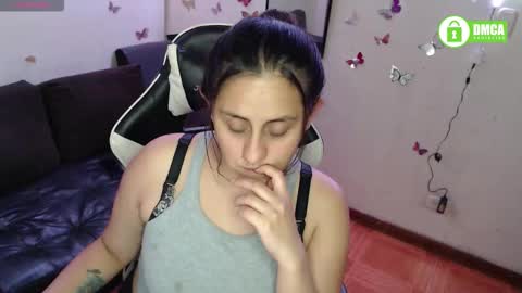 Snapshot of adams_mel chatting on November 2025 01:26:02 AM adams_mel online show from November 2025 01:26:02 AM