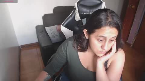Snapshot of adams_mel chatting on May 2026 06:47:01 PM adams_mel online show from May 2026 06:47:01 PM