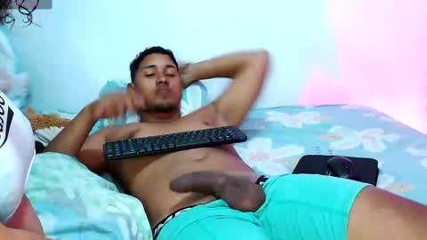 Snapshot of adams_niki chatting on February 2025 04:47:02 AM ADAMS Y NIKI online show from February 2025 04:47:02 AM