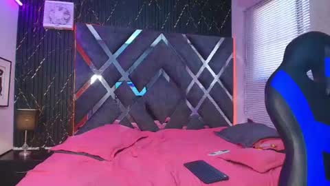ADAMS Y NIKI online show from July 2026 06:46:01 PM